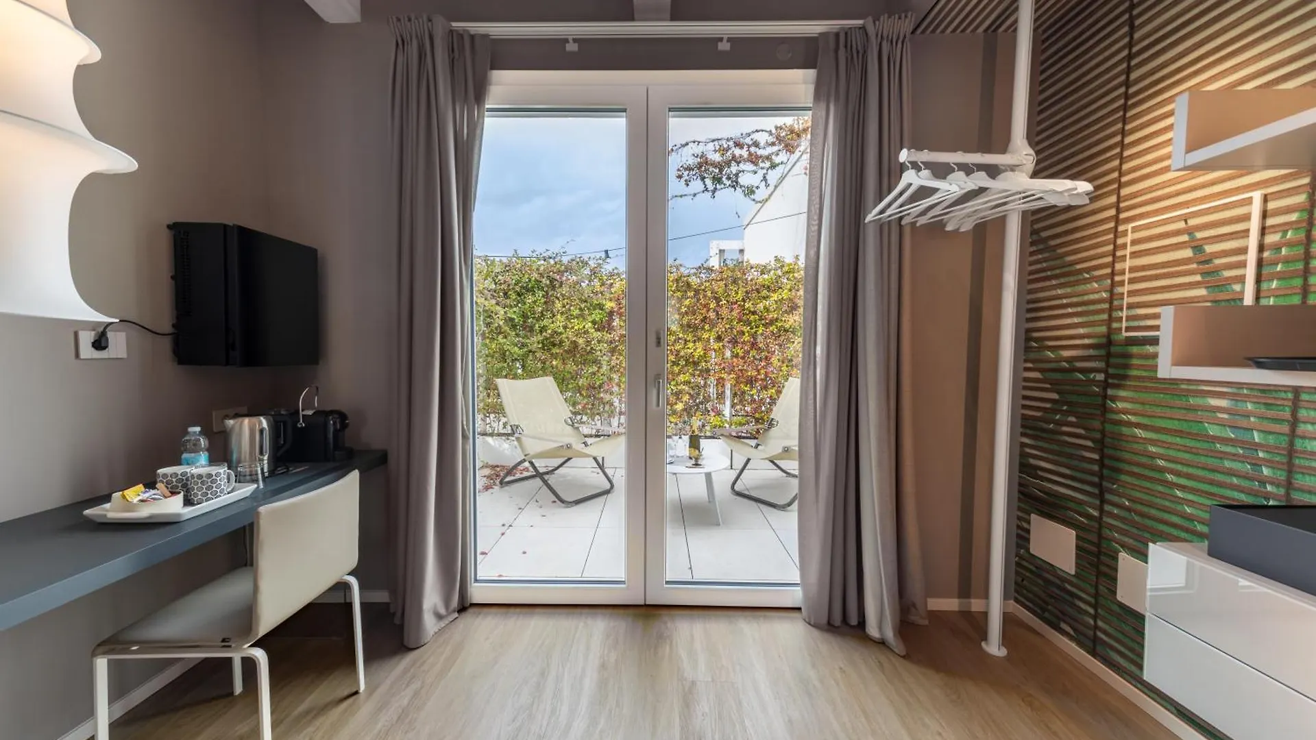 ****  Open Hotel Rimini İtalya
